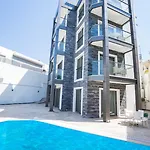 M2 Ξενοδοχείο 2*