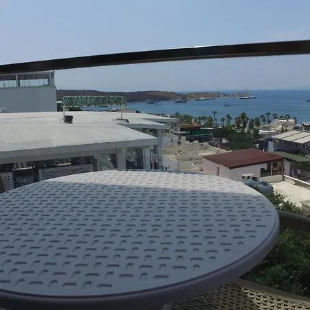 M2 Otel