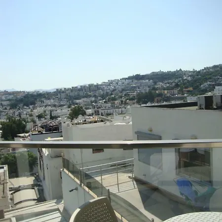Ven Aparthotel 2*